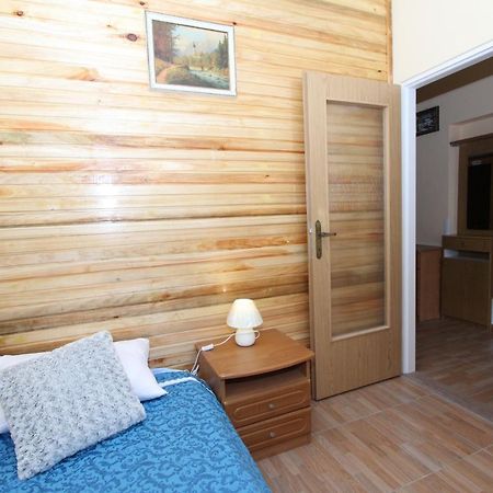Apartment Oto Pula Zewnętrze zdjęcie