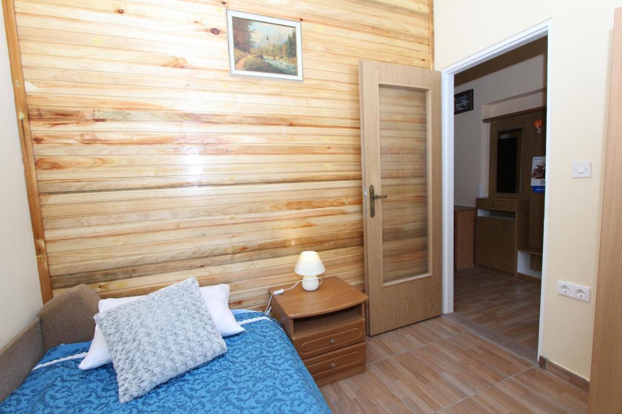 Apartment Oto Pula Zewnętrze zdjęcie