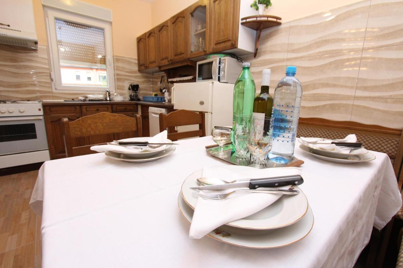 Apartment Oto Pula Zewnętrze zdjęcie